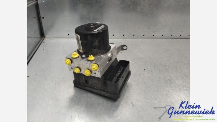 Gebruikte ABS Pomp BMW 1-Serie Prijs € 22,00 Margeregeling aangeboden door Klein Gunnewiek Autodemontage & Motorentechniek