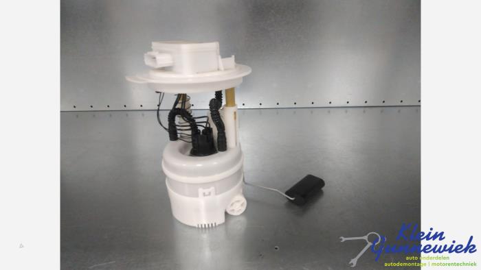 Gebruikte Tank element Pomp Renault Scenic Prijs € 85,00 Margeregeling aangeboden door Klein Gunnewiek Autodemontage & Motorentechniek