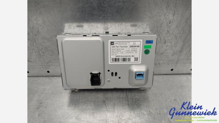 Display Interieur van een Opel Astra 2012