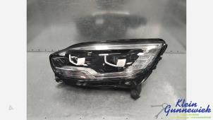 Gebruikte Koplamp links Renault Grand Scenic Prijs € 595,00 Margeregeling aangeboden door Klein Gunnewiek Autodemontage & Motorentechniek