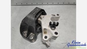 Gebruikte Motorrubber Renault Grand Scenic Prijs € 35,00 Margeregeling aangeboden door Klein Gunnewiek Autodemontage & Motorentechniek