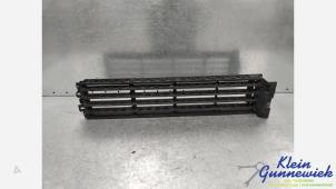 Gebruikte Luchtgeleider Renault Grand Scenic Prijs € 65,00 Margeregeling aangeboden door Klein Gunnewiek Autodemontage & Motorentechniek