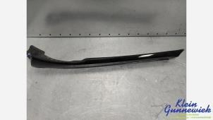 Gebruikte Sierlijst Renault Grand Scenic Prijs € 45,00 Margeregeling aangeboden door Klein Gunnewiek Autodemontage & Motorentechniek