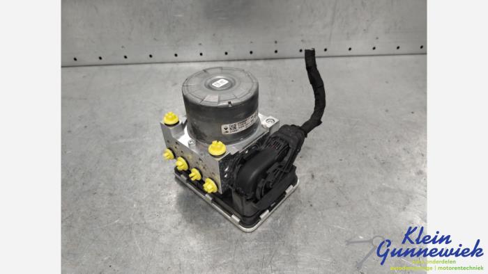 Gebruikte ABS Pomp Renault Grand Scenic Prijs € 195,00 Margeregeling aangeboden door Klein Gunnewiek Autodemontage & Motorentechniek