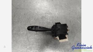 Gebruikte Richtingaanwijzer Schakelaar Opel Agila Prijs € 25,00 Margeregeling aangeboden door Klein Gunnewiek Autodemontage & Motorentechniek