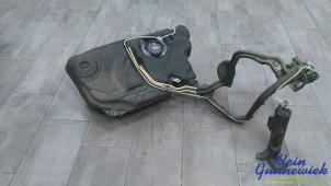 Gebruikte Brandstoftank Volkswagen Polo Prijs € 65,00 Margeregeling aangeboden door Klein Gunnewiek Autodemontage & Motorentechniek