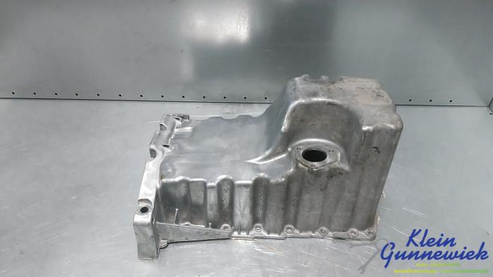 Gebruikte Carterpan Volkswagen Crafter Prijs € 125,00 Margeregeling aangeboden door Klein Gunnewiek Autodemontage & Motorentechniek