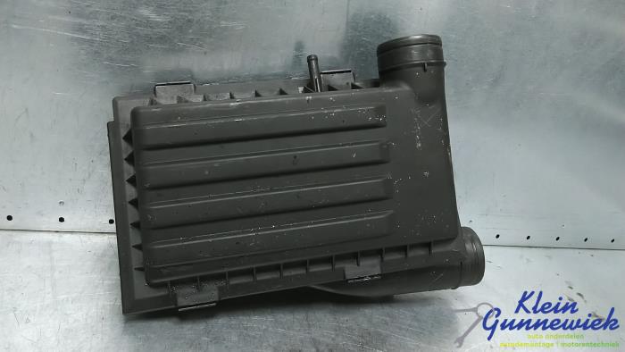 Gebruikte Luchtfilterhuis Volkswagen Passat Prijs € 60,00 Margeregeling aangeboden door Klein Gunnewiek Autodemontage & Motorentechniek