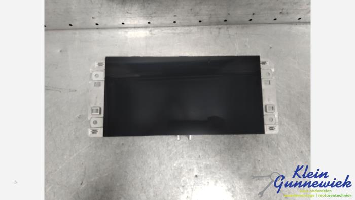 Gebruikte Display Interieur Audi Q3 Prijs € 708,00 Margeregeling aangeboden door Klein Gunnewiek Autodemontage & Motorentechniek
