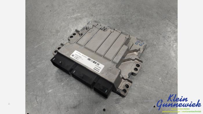 Gebruikte Inspuitcomputer Renault Captur Prijs € 195,00 Margeregeling aangeboden door Klein Gunnewiek Autodemontage & Motorentechniek