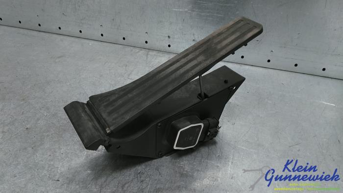 Gebruikte Sensor Gaspedaalpositie Mercedes E-Klasse Prijs € 24,00 Margeregeling aangeboden door Klein Gunnewiek Autodemontage & Motorentechniek