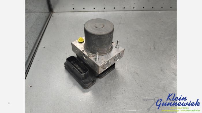 Gebruikte ABS Pomp Ford Transit Custom Prijs € 183,00 Margeregeling aangeboden door Klein Gunnewiek Autodemontage & Motorentechniek