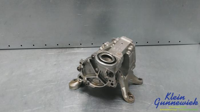 Gebruikte Oliepomp BMW 1-Serie Prijs € 125,00 Margeregeling aangeboden door Klein Gunnewiek Autodemontage & Motorentechniek