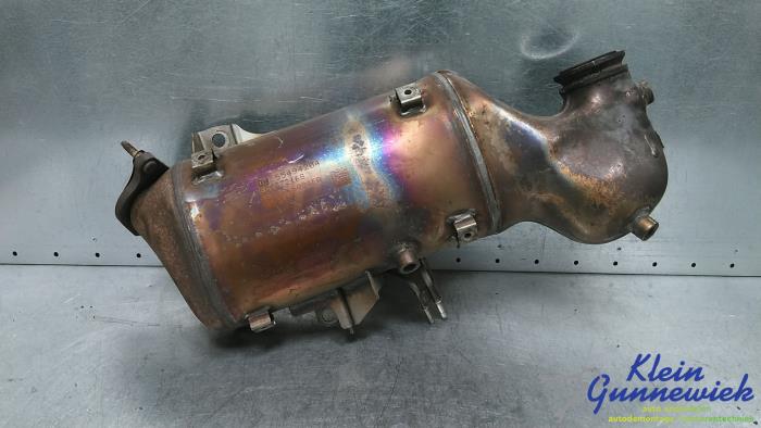 Gebruikte Roetfilter Opel Astra Prijs € 320,00 Margeregeling aangeboden door Klein Gunnewiek Autodemontage & Motorentechniek