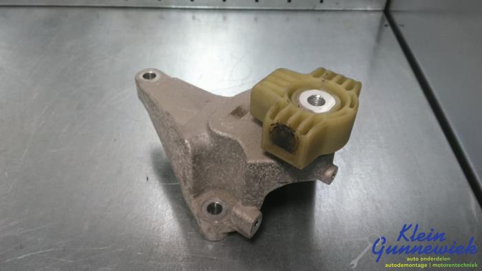Gebruikte Motorsteun Polestar 2 Prijs € 25,00 Margeregeling aangeboden door Klein Gunnewiek Autodemontage & Motorentechniek