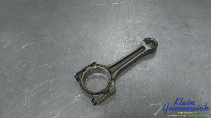 Gebruikte Drijfstang Opel Cascada Prijs € 64,00 Margeregeling aangeboden door Klein Gunnewiek Autodemontage & Motorentechniek