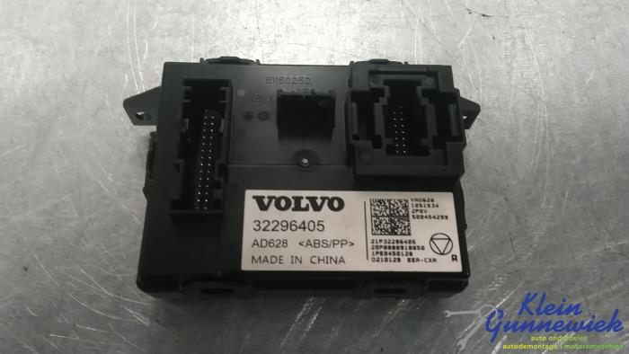 Gebruikte Computer Diversen Volvo XC40 Prijs € 69,00 Margeregeling aangeboden door Klein Gunnewiek Autodemontage & Motorentechniek