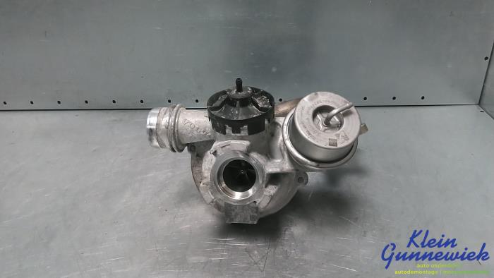 Gebruikte G-lader Volvo XC40 Prijs € 525,00 Margeregeling aangeboden door Klein Gunnewiek Autodemontage & Motorentechniek