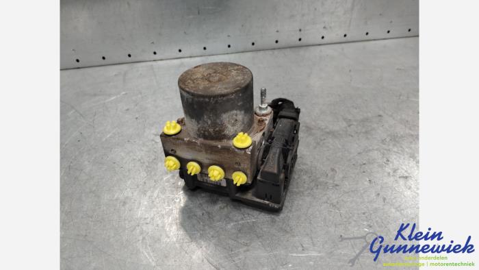 Gebruikte ABS Pomp Opel Meriva Prijs € 17,00 Margeregeling aangeboden door Klein Gunnewiek Autodemontage & Motorentechniek