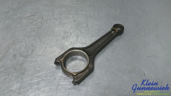Gebruikte Drijfstang BMW 3-Serie Prijs € 75,00 Margeregeling aangeboden door Klein Gunnewiek Autodemontage & Motorentechniek