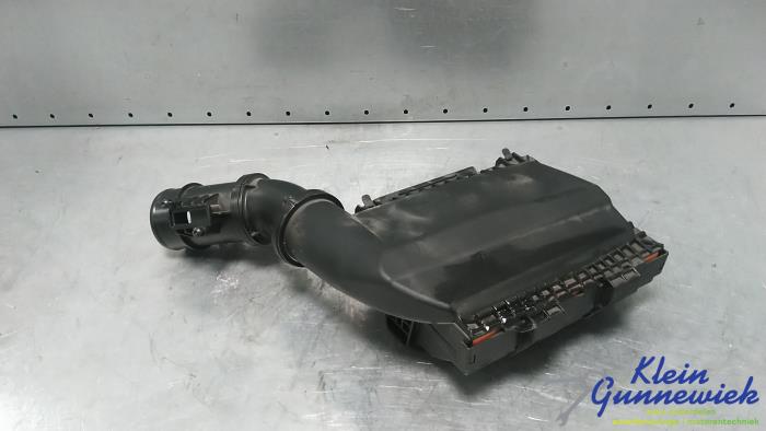 Gebruikte Luchtfilterhuis Renault Espace Prijs € 65,00 Margeregeling aangeboden door Klein Gunnewiek Autodemontage & Motorentechniek