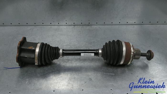 Gebruikte Steekas links-voor Audi S5 Prijs € 188,00 Margeregeling aangeboden door Klein Gunnewiek Autodemontage & Motorentechniek