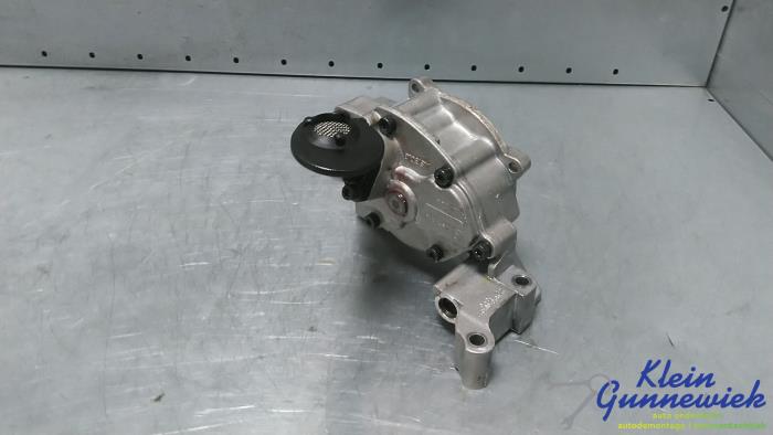 Gebruikte Oliepomp Volkswagen Golf Plus Prijs € 65,00 Margeregeling aangeboden door Klein Gunnewiek Autodemontage & Motorentechniek