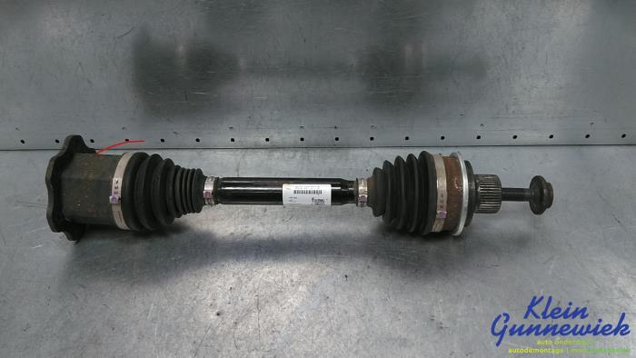 Gebruikte Steekas rechts-voor Audi A5 Prijs € 229,00 Margeregeling aangeboden door Klein Gunnewiek Autodemontage & Motorentechniek