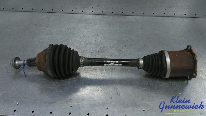 Gebruikte Aandrijfas links-voor Volkswagen T-Roc Prijs € 235,00 Margeregeling aangeboden door Klein Gunnewiek Autodemontage & Motorentechniek
