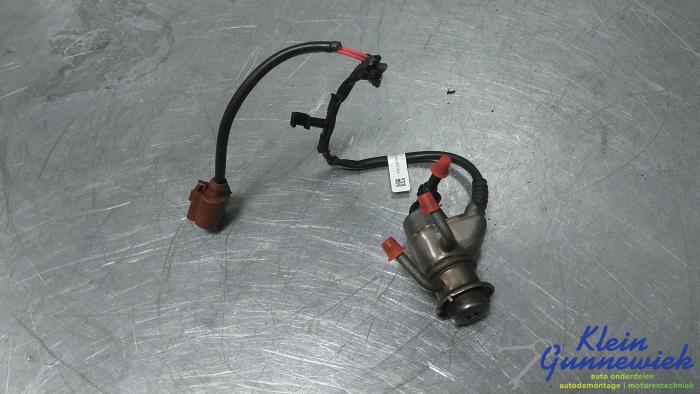 Gebruikte Adblue injector Seat Leon Prijs € 60,00 Margeregeling aangeboden door Klein Gunnewiek Autodemontage & Motorentechniek