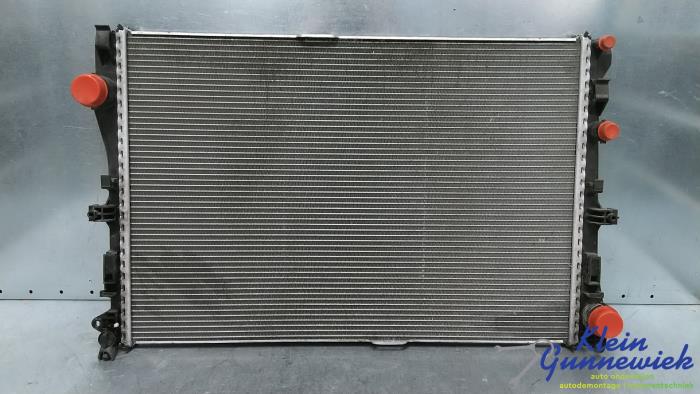 Gebruikte Radiateur Mercedes C-Klasse Prijs € 127,00 Margeregeling aangeboden door Klein Gunnewiek Autodemontage & Motorentechniek
