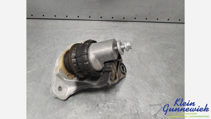 Gebruikte Motorrubber Volvo XC90 Prijs € 55,00 Margeregeling aangeboden door Klein Gunnewiek Autodemontage & Motorentechniek