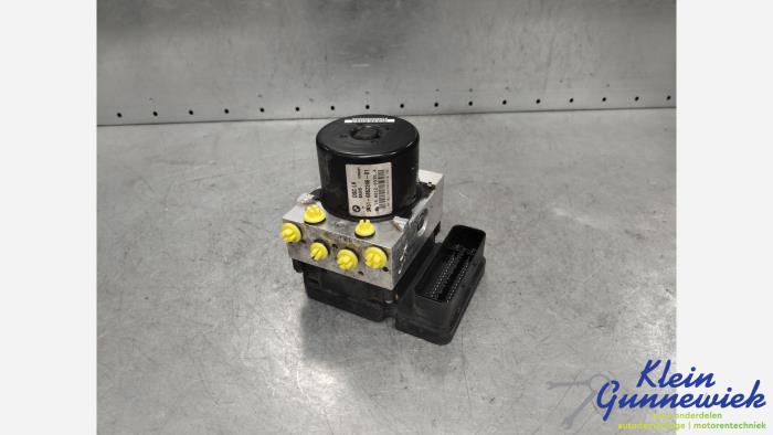 Gebruikte ABS Pomp BMW 1-Serie Prijs € 37,00 Margeregeling aangeboden door Klein Gunnewiek Autodemontage & Motorentechniek