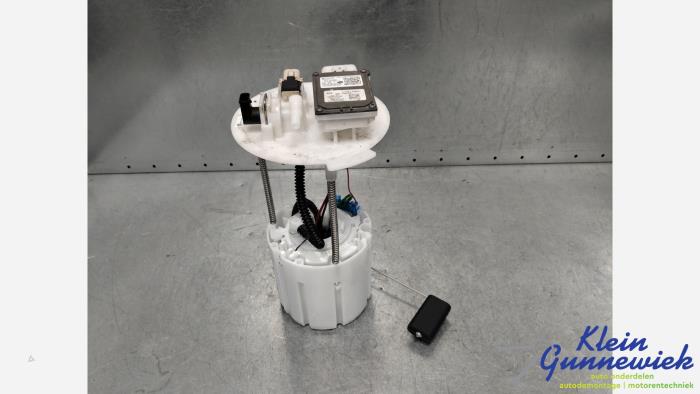 Gebruikte Tank element Pomp Hyundai Santafe Prijs € 125,00 Margeregeling aangeboden door Klein Gunnewiek Autodemontage & Motorentechniek