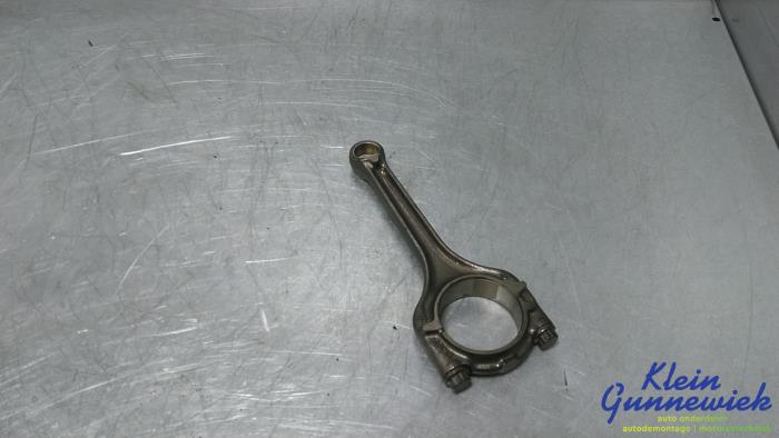 Gebruikte Drijfstang Skoda Rapid Prijs € 86,00 Margeregeling aangeboden door Klein Gunnewiek Autodemontage & Motorentechniek