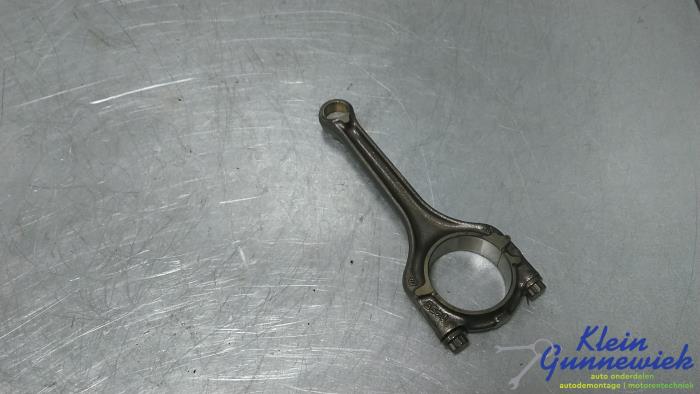 Gebruikte Drijfstang Skoda Rapid Prijs € 86,00 Margeregeling aangeboden door Klein Gunnewiek Autodemontage & Motorentechniek