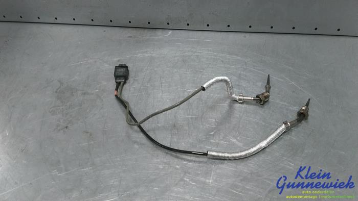 Gebruikte Uitlaat temperatuursensor Volkswagen Multivan T7 Prijs € 75,00 Margeregeling aangeboden door Klein Gunnewiek Autodemontage & Motorentechniek