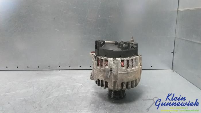 Gebruikte Dynamo Volkswagen Caddy Prijs € 40,00 Margeregeling aangeboden door Klein Gunnewiek Autodemontage & Motorentechniek