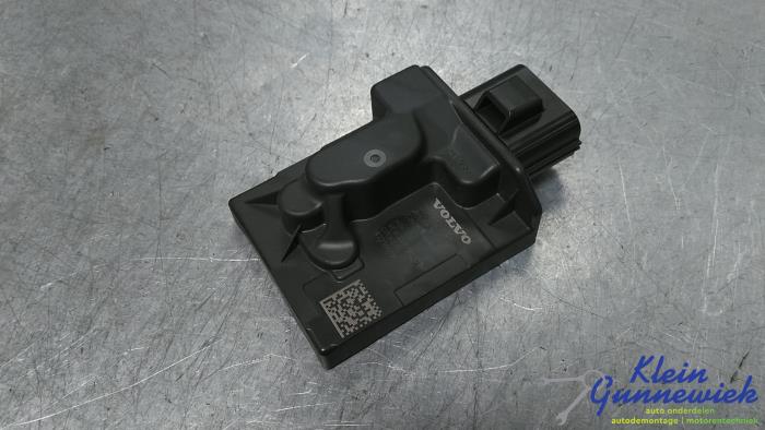 Gebruikte Brandstofpomp module Volvo V90 Prijs € 47,00 Margeregeling aangeboden door Klein Gunnewiek Autodemontage & Motorentechniek
