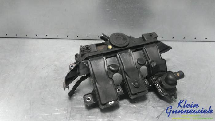 Gebruikte Carterventilatie Renault Trafic Prijs € 35,00 Margeregeling aangeboden door Klein Gunnewiek Autodemontage & Motorentechniek