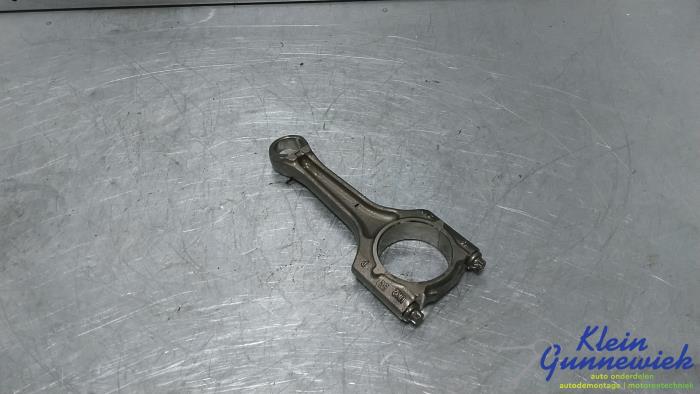 Gebruikte Drijfstang Audi Q2 Prijs € 66,00 Margeregeling aangeboden door Klein Gunnewiek Autodemontage & Motorentechniek