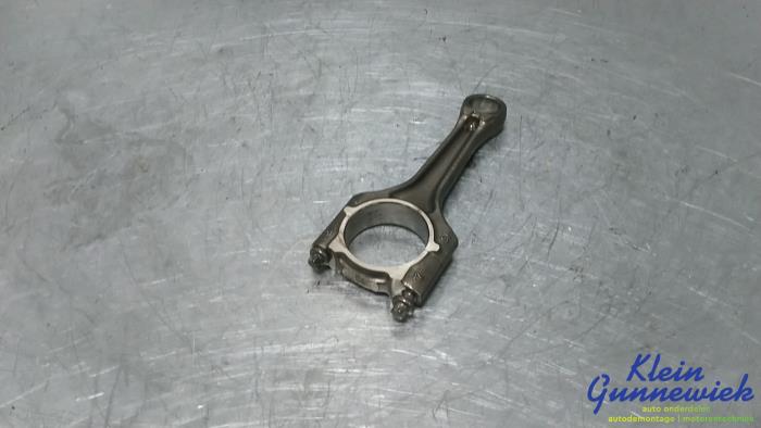 Gebruikte Drijfstang Audi Q2 Prijs € 66,00 Margeregeling aangeboden door Klein Gunnewiek Autodemontage & Motorentechniek