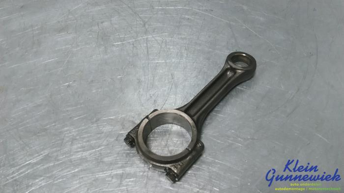 Gebruikte Drijfstang Volkswagen E-Golf Prijs € 75,00 Margeregeling aangeboden door Klein Gunnewiek Autodemontage & Motorentechniek