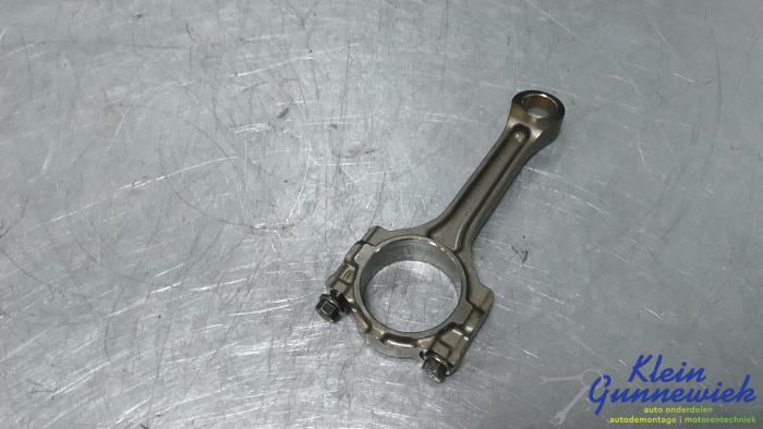 Gebruikte Drijfstang Opel Corsa Prijs € 34,00 Margeregeling aangeboden door Klein Gunnewiek Autodemontage & Motorentechniek