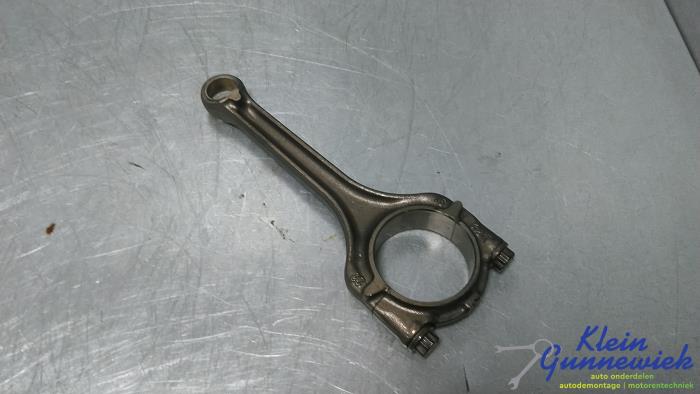 Gebruikte Drijfstang Volkswagen Polo Prijs € 86,00 Margeregeling aangeboden door Klein Gunnewiek Autodemontage & Motorentechniek