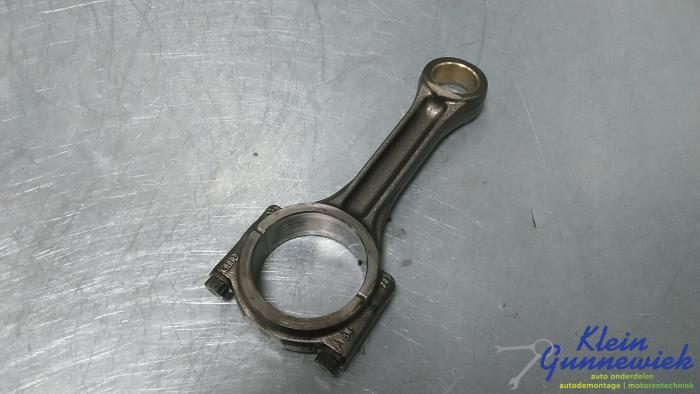 Gebruikte Drijfstang Volkswagen E-Golf Prijs € 75,00 Margeregeling aangeboden door Klein Gunnewiek Autodemontage & Motorentechniek