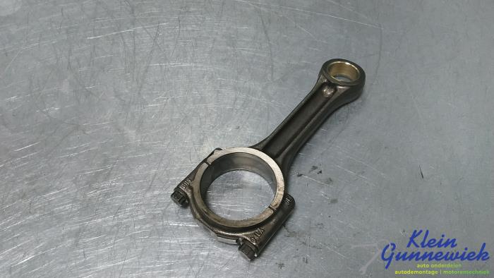Gebruikte Drijfstang Volkswagen E-Golf Prijs € 75,00 Margeregeling aangeboden door Klein Gunnewiek Autodemontage & Motorentechniek