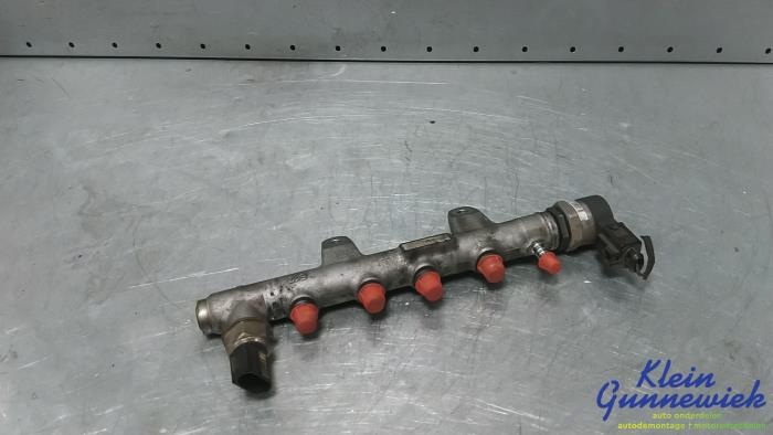 Gebruikte Injector brug Volkswagen Polo Prijs € 75,00 Margeregeling aangeboden door Klein Gunnewiek Autodemontage & Motorentechniek