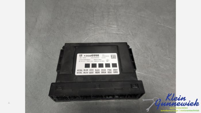 Gebruikte Bodycontrol Module Opel Astra Prijs € 38,00 Margeregeling aangeboden door Klein Gunnewiek Autodemontage & Motorentechniek
