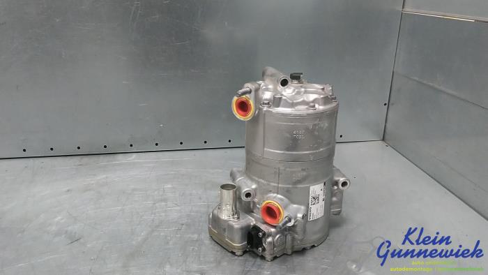 Gebruikte Pomp Airco Volvo V90 Prijs € 675,00 Margeregeling aangeboden door Klein Gunnewiek Autodemontage & Motorentechniek